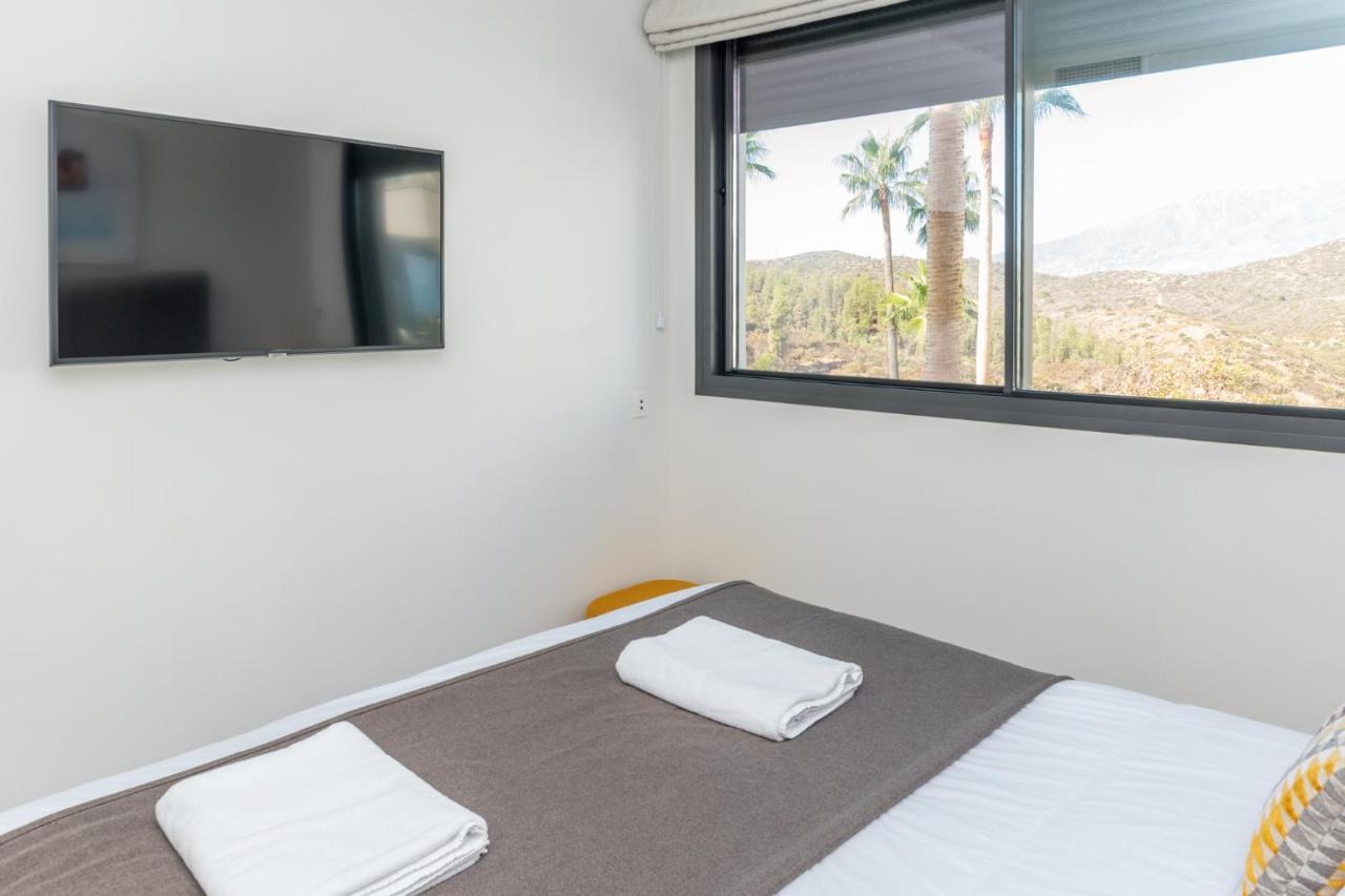 Апартаменты 2Br Luxury - Santa Barbara Heights, Good Wifi & Ac Ла-Кала-де-Михас Экстерьер фото